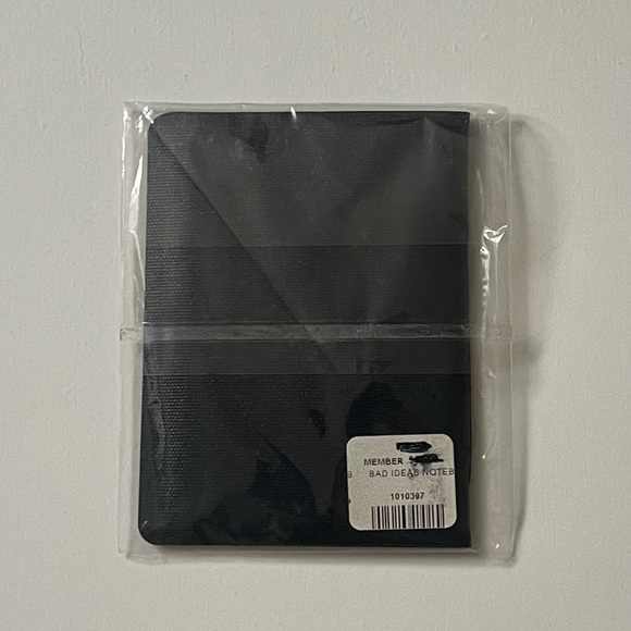 “Bad Ideas” Memo Book - Picture 2 of 8